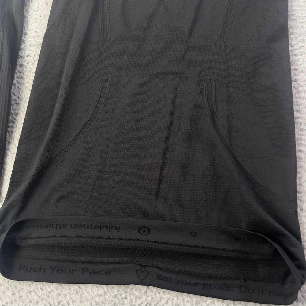 Lululemon Swiftly Tech Top Womens 6 Black Long Sleeve Thumbholes Athletic Gym - Picture 4 of 7